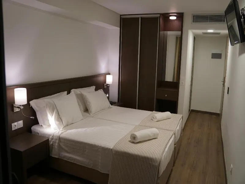 TRIPLE STANDARD Room, Piraeus Port Hotel, Athens