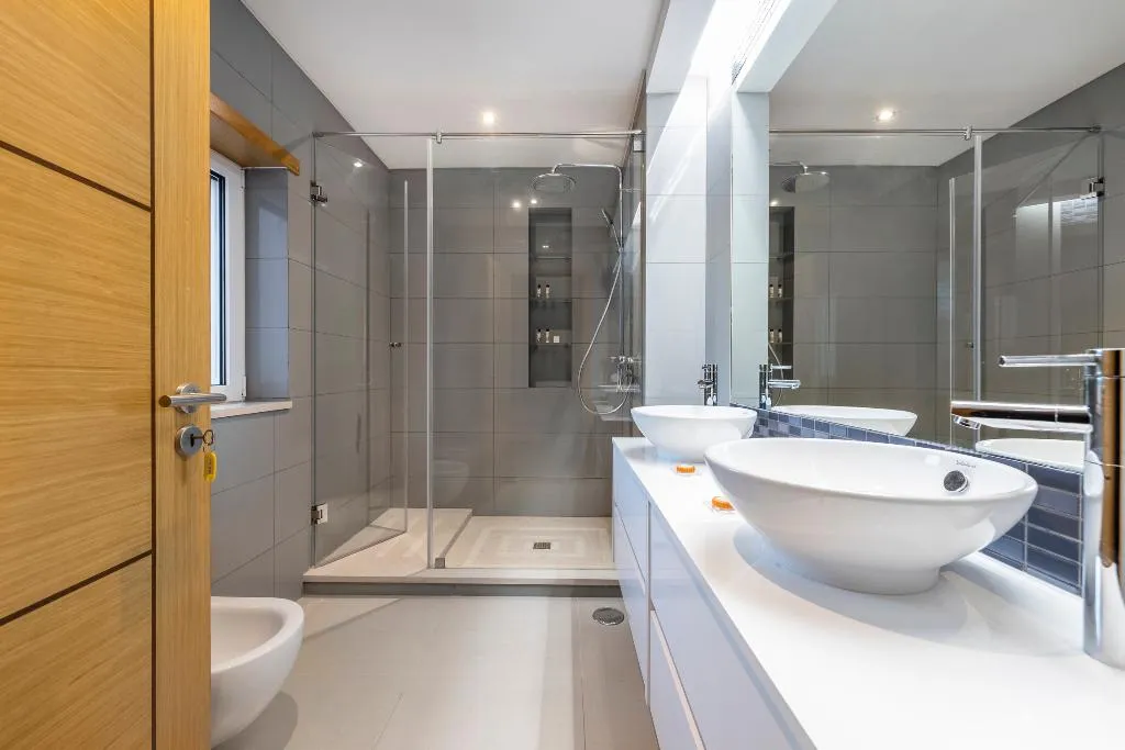 TOWNHOME THREE BEDROOMS WITH PRIVATE POOL Room, The Crest, Algarve