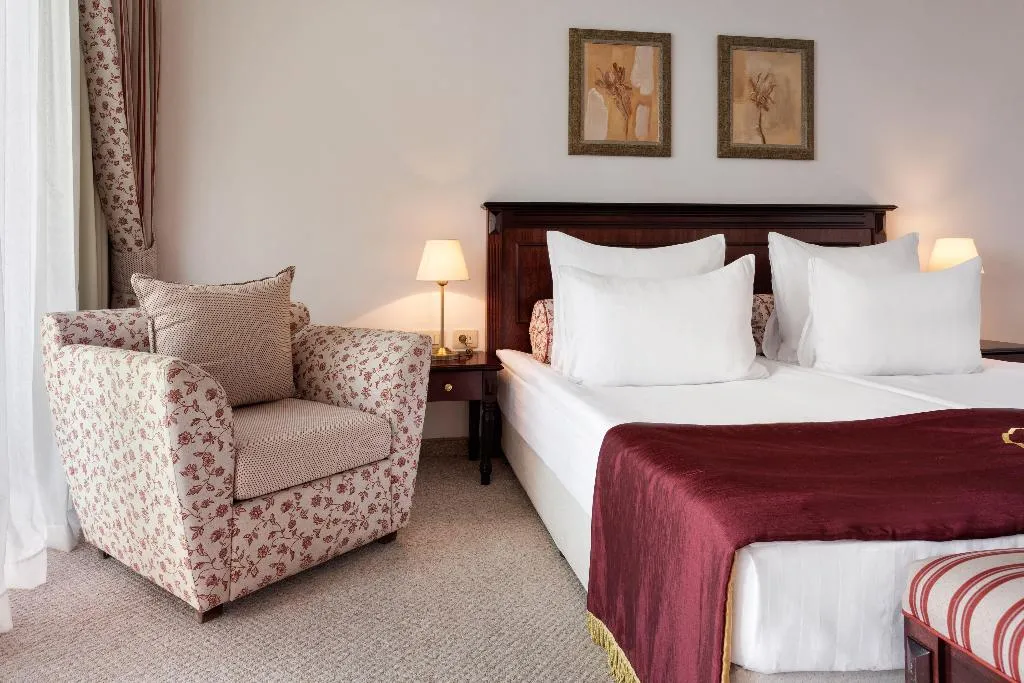 DOUBLE CLASSIC KING BED Room, Melia Grand Hermitage, Varna