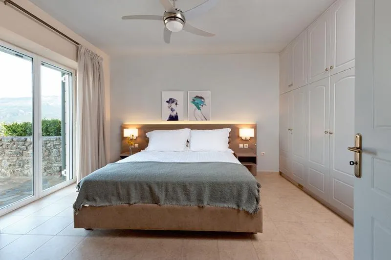 VILLA WITH PRIVATE POOL Room, Searocks Exclusive Village, Kalamata
