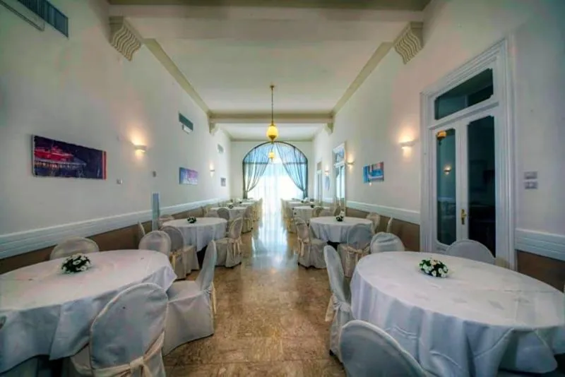 General view, Hotel Vittoria, Naples
