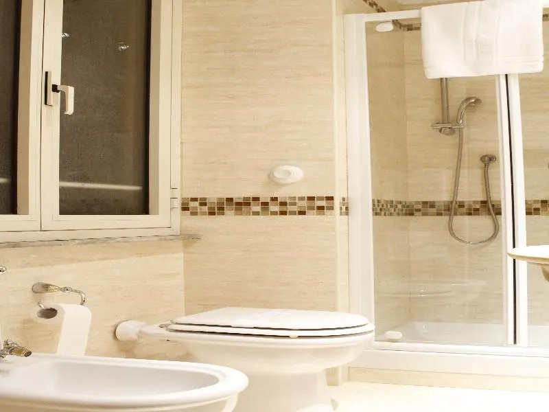 Room, Genio, Rome