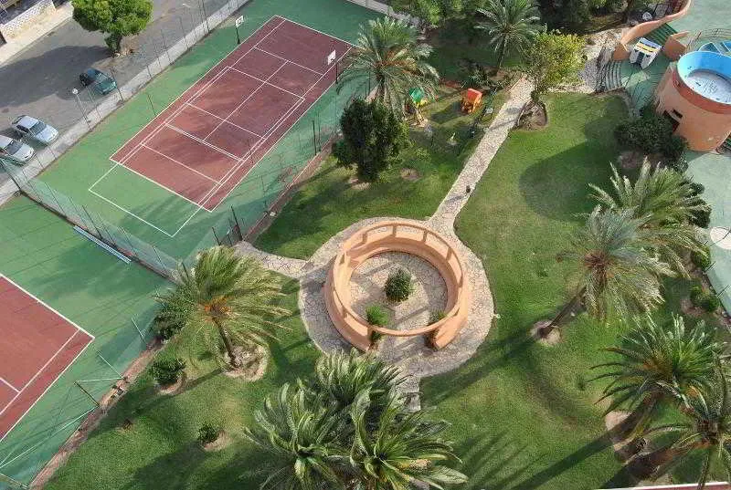 Sports and Entertainment, Isla de Rosas, Costa Brava