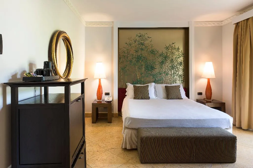 DOUBLE SINGLE USE SUPERIOR Room, Romano Palace, Catania