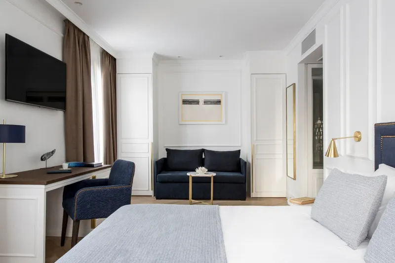 JUNIOR SUITE STANDARD Room, Midmost Barcelona, Barcelona