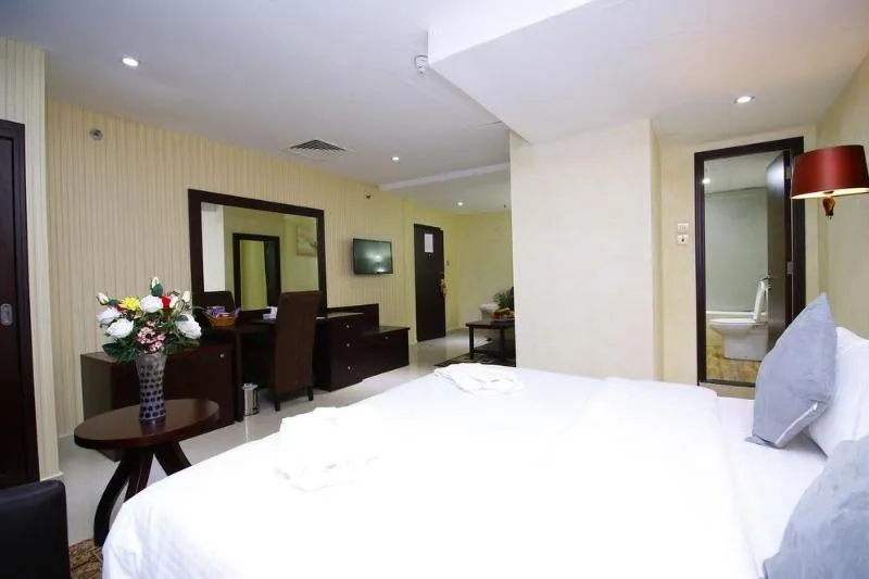 JUNIOR SUITE STANDARD Room, Royal Falcon Hotel, Dubai