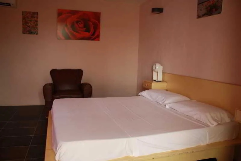 Room, Lerux Affittacamere, Catania