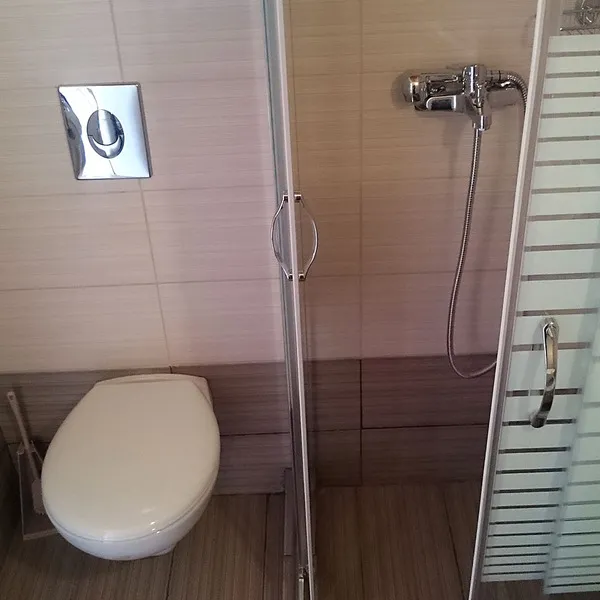 Room, Evans Studios, Zante