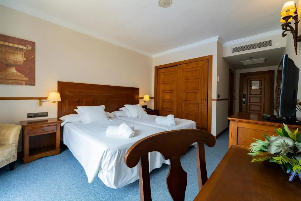 DOUBLE SINGLE USE WITH TERRACE Room, Silken Antequera Hills, Andalucia