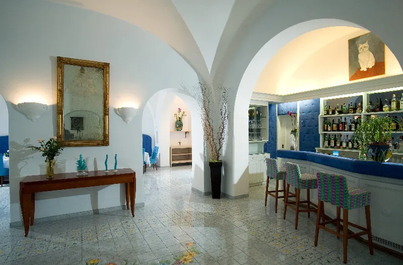 Bar, Gatto Bianco, Naples