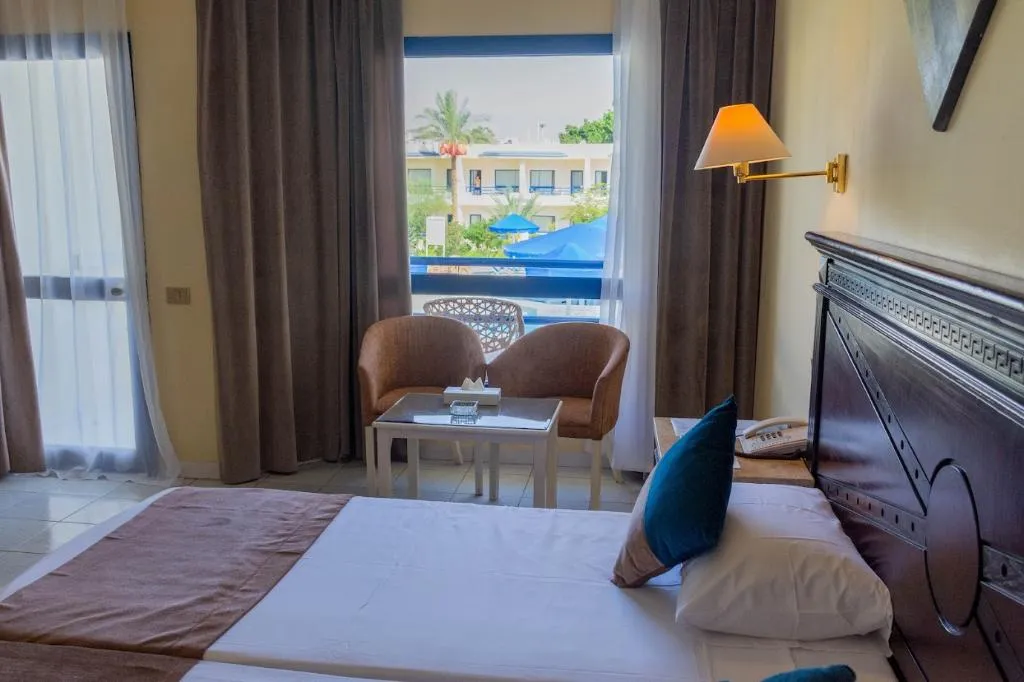 DOUBLE POOL VIEW Room, Cataract Sharm Resort, Red Sea Riviera