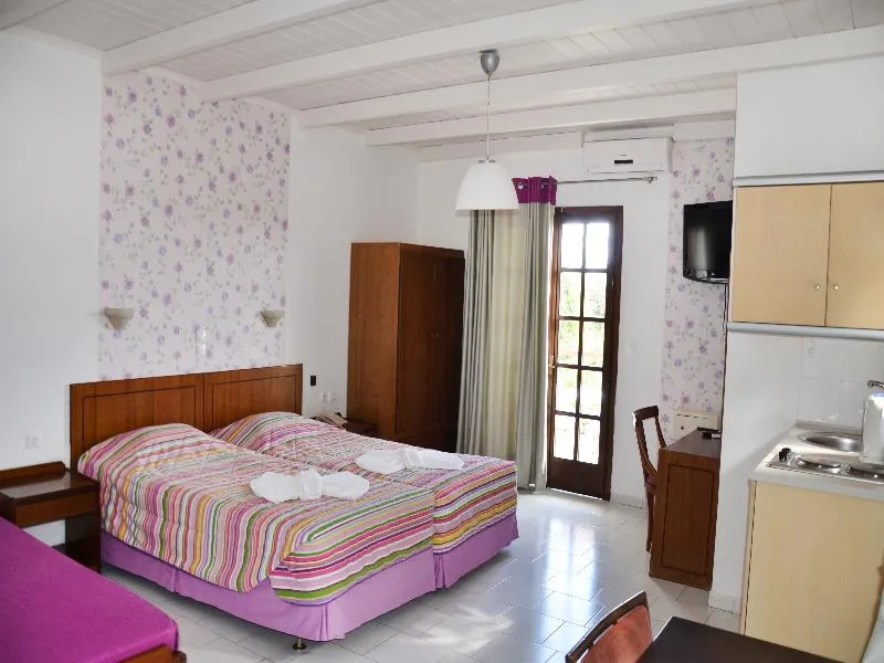 Room, Ledra Maleme, Crete