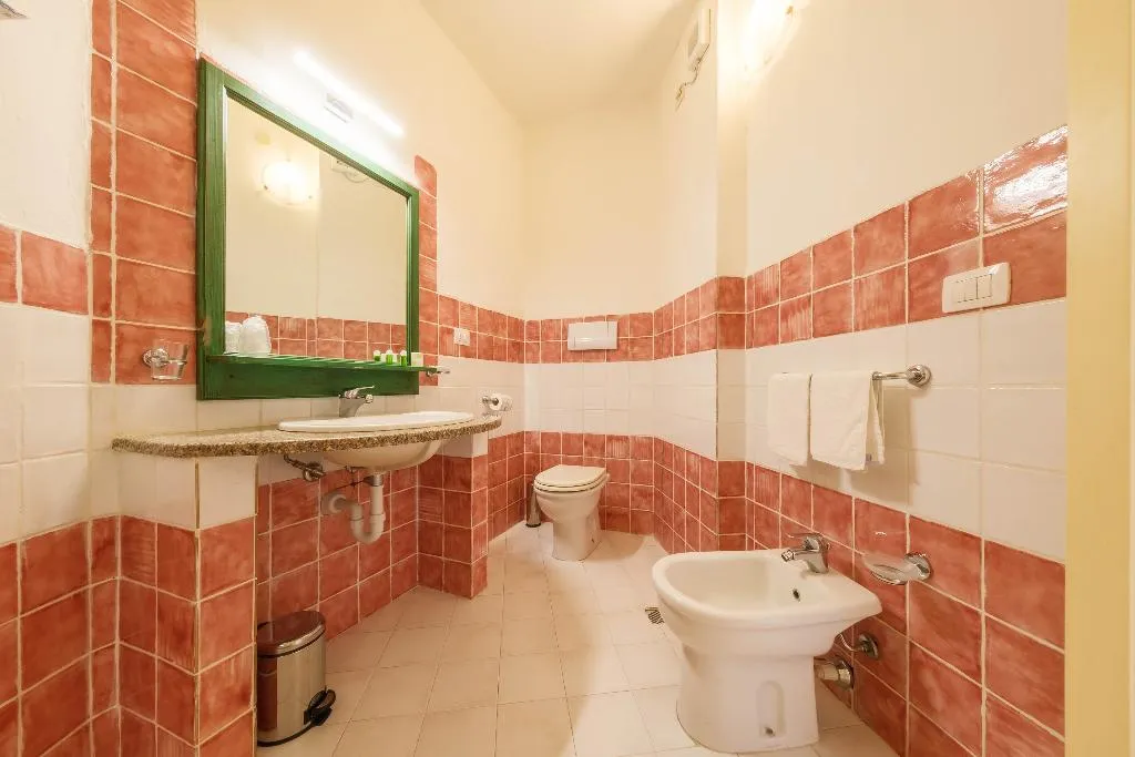 QUADRUPLE GRAND DELUXE Room, Hotel Pedra Santa, Olbia