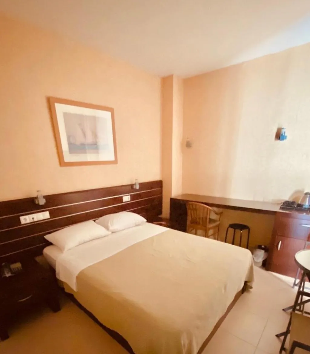 DOUBLE STANDARD Room, Saint George, Thessaloniki