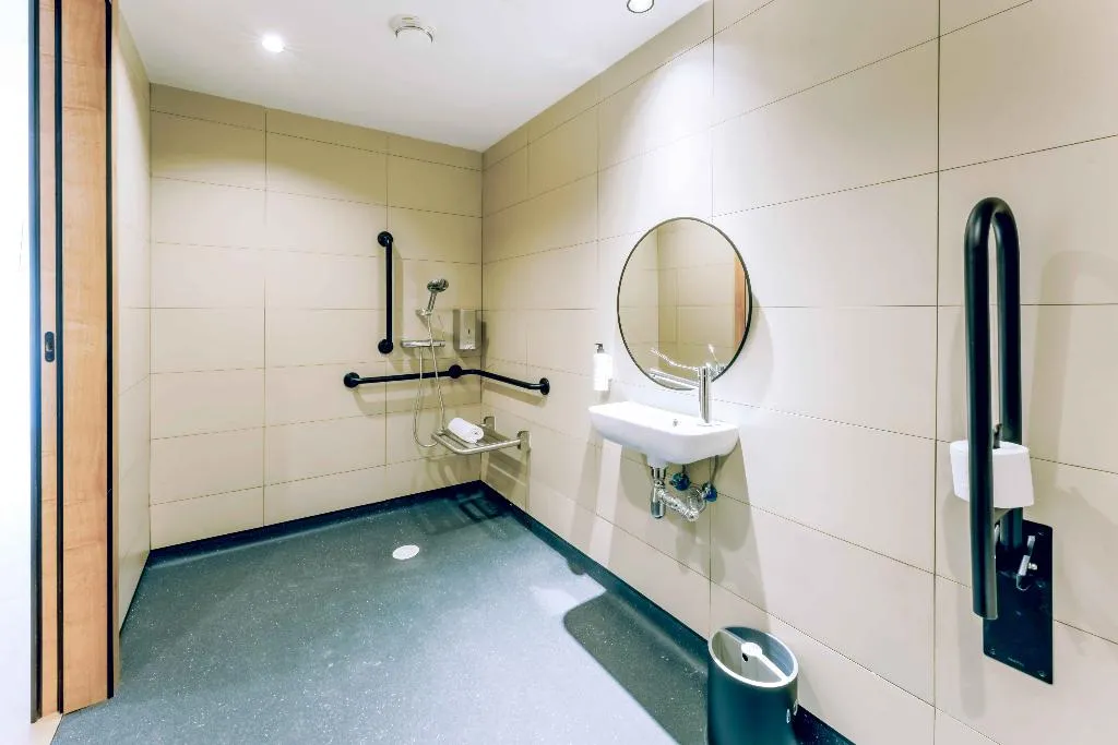 SINGLE STANDARD Room, easyHotel Alicante Centro, Costa Blanca