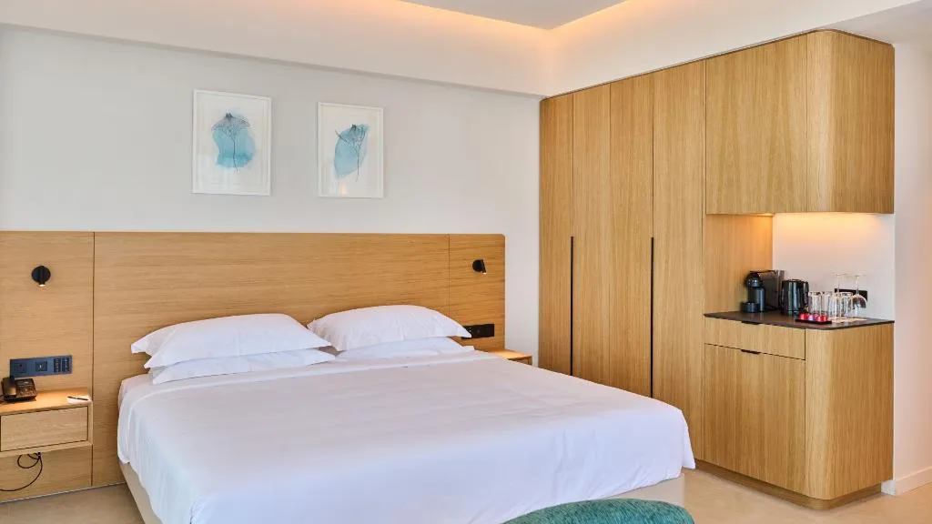 SUITE SEA VIEW TWO BEDROOMS Room, Sunrise Emerald, Cyprus