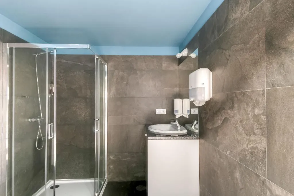 Bed in dormitory CAPACITY 6 ONE BEDROOM Room, Selina Porto, Porto