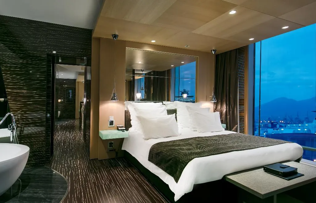 SUITE TWO BEDROOMS Room, Romeo, Naples