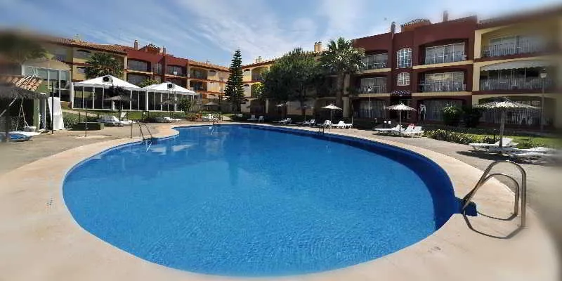 Pool, Leo Islamar, Costa De La Luz