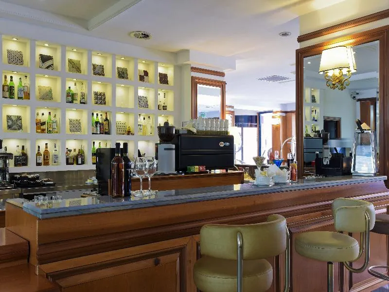 Bar, Grand Hotel Tiberio, Rome