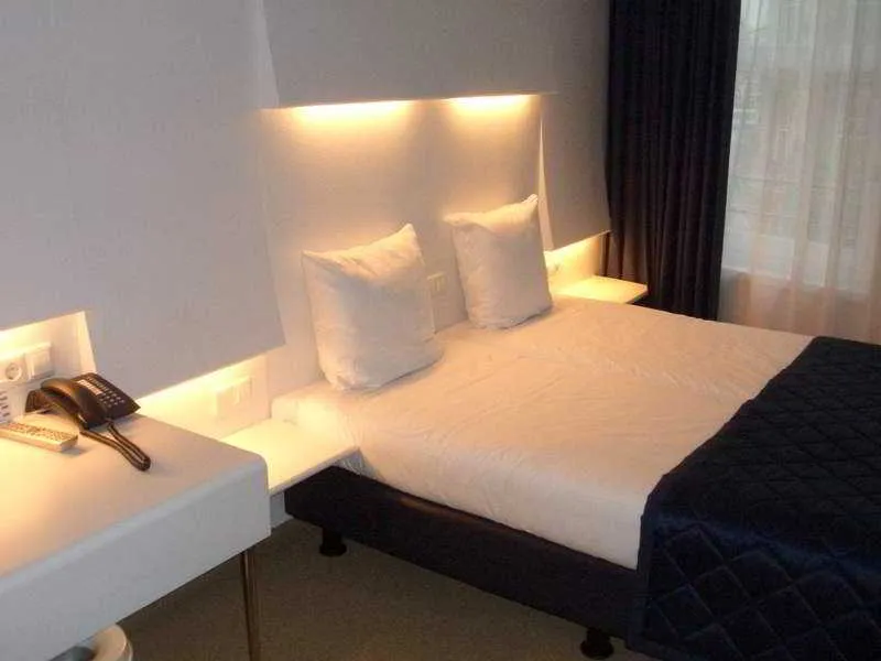 Room, ibis Styles Amsterdam Central Station, Amsterdam