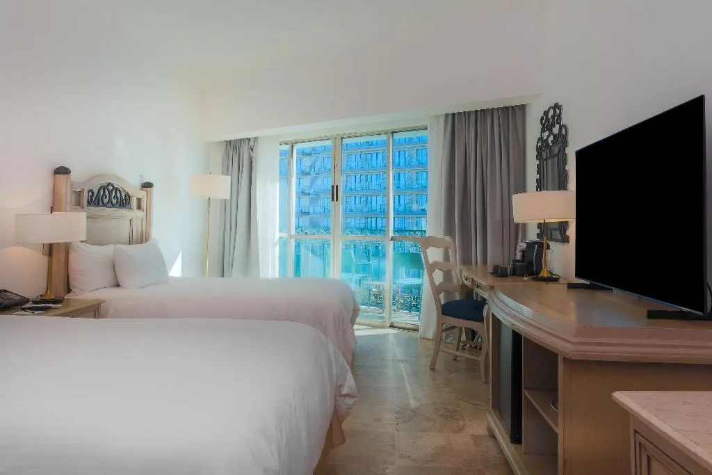 DOUBLE DELUXE Room, Sandos Cancun All Inclusive - Adults Only, Cancun Area