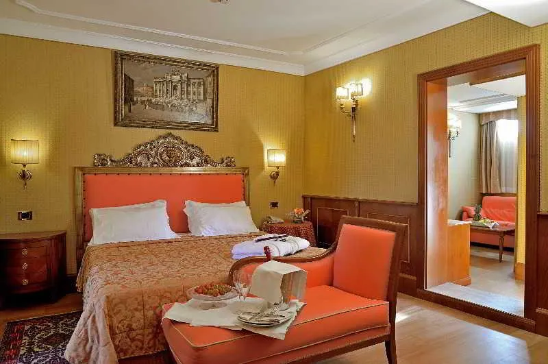 TRIPLE STANDARD Room, Hotel Homs, Rome