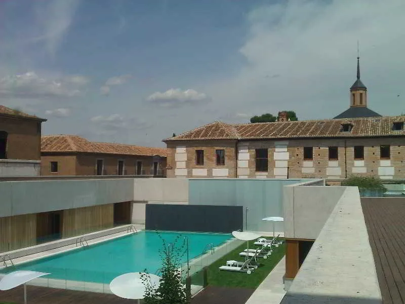 Pool, Parador de Alcala de Henares, Madrid