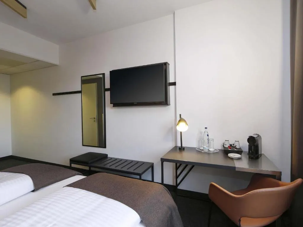 DOUBLE PREMIUM Room, B&B HOTEL Berlin City-Ost, Berlin