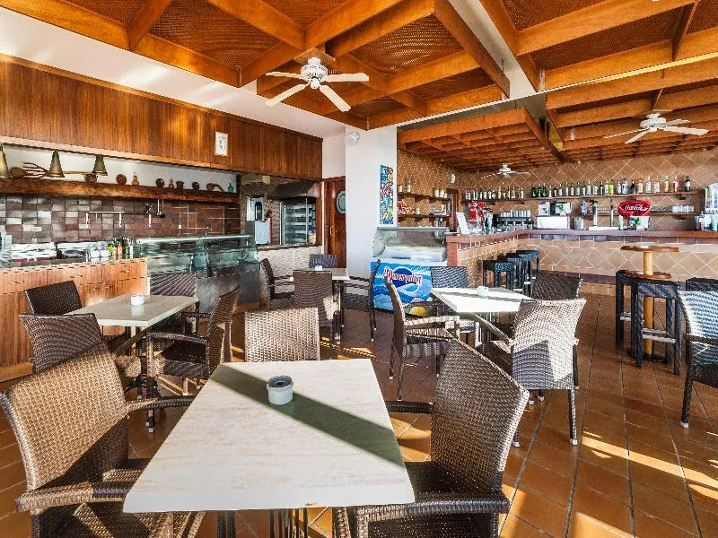 Bar, Globales Club Almirante Farragut, Menorca
