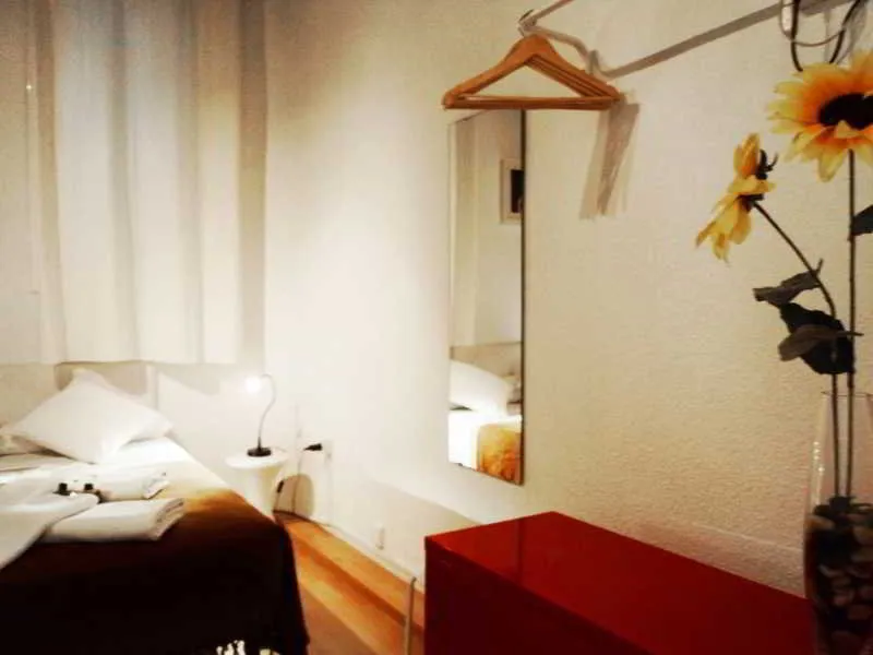 General view, La Isla Hostal, Barcelona