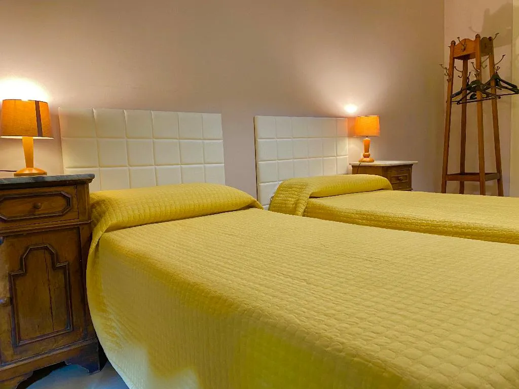 Double or Twin STANDARD Room, Palazzo Panzani, Florence