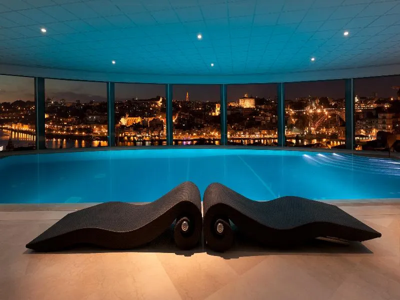 Pool, The Yeatman, Porto