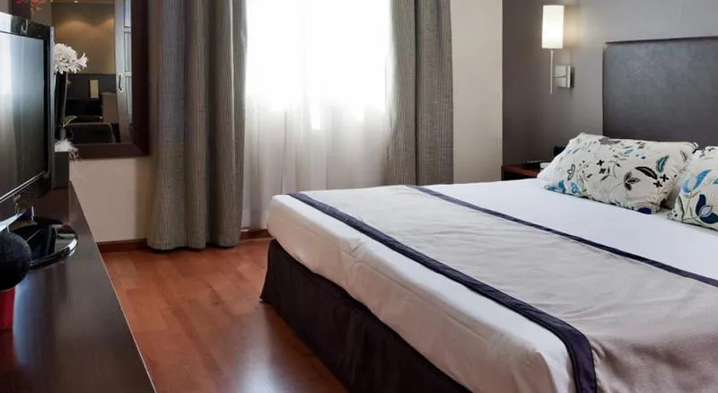 DOUBLE STANDARD Room, Catalonia Goya, Madrid