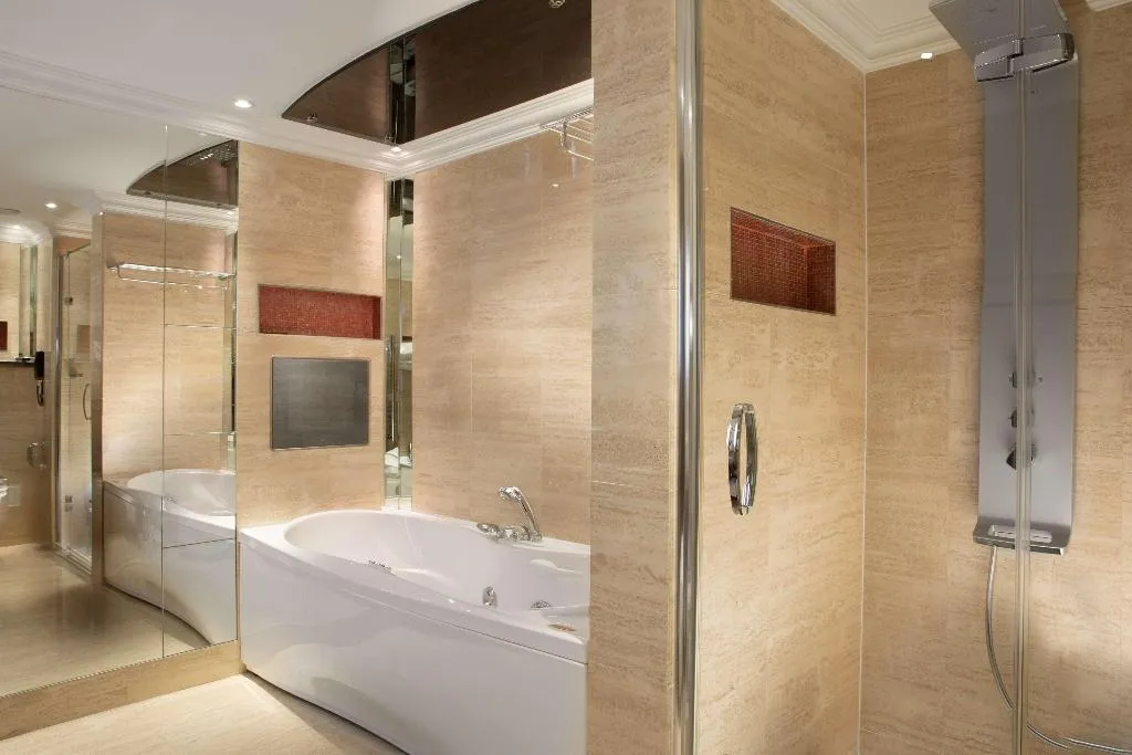 SUITE STANDARD Room, Hilton Prague Atrium, Prague