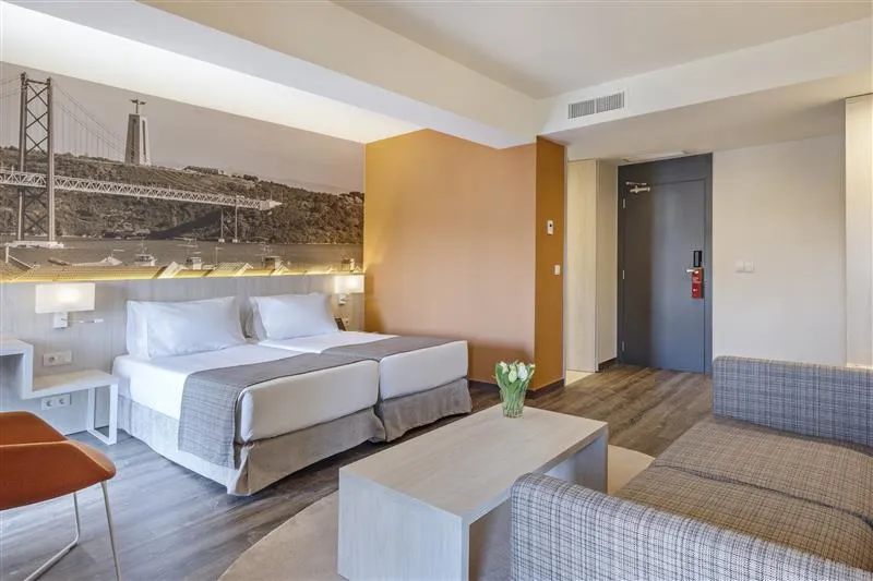 TRIPLE STANDARD Room, Dorma Liberdade, Lisbon