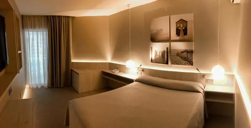 Double or Twin STANDARD Room, Hotel Bernat II, Costa Brava