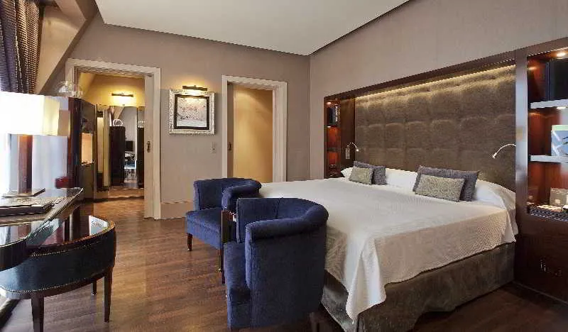 SUITE STANDARD Room, Casa Fuster, Barcelona