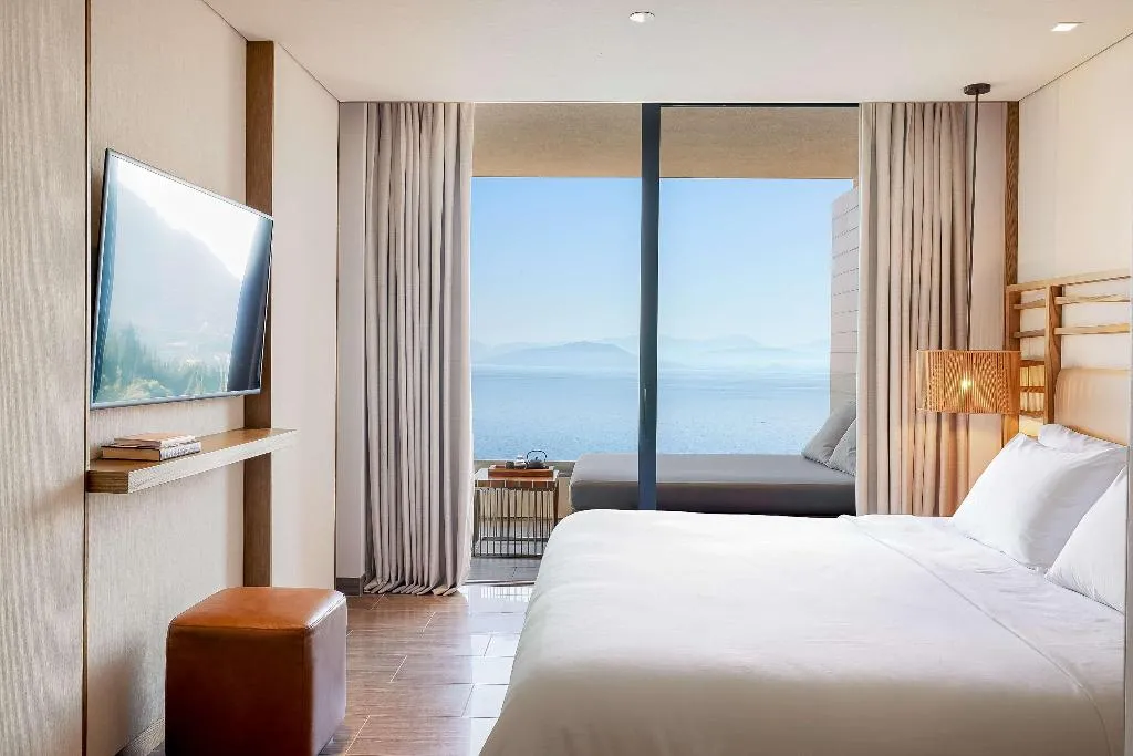 SUITE SEA VIEW ONE BEDROOM Room, Angsana Corfu Resort & Spa, Corfu