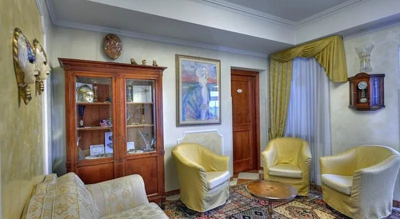 Lobby, Russo Palace, Venice