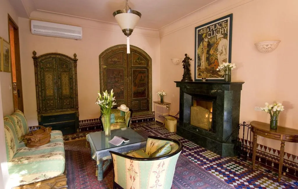 JUNIOR SUITE KING SIZE BED Room, Dar Ayniwen Garden Hotel & Bird Zoo, Marrakech