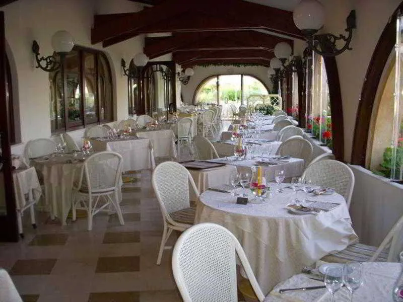 Restaurant, Baia Di Nora, Cagliari