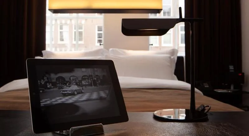 DOUBLE DELUXE Room, SIR Albert Hotel, part of Sircle Collection, Amsterdam