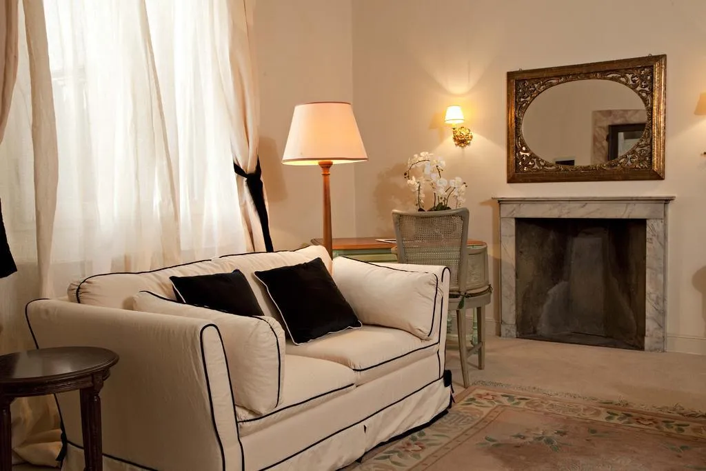 SUITE CLASSIC Room, The J & J Historic House Hotel, Florence
