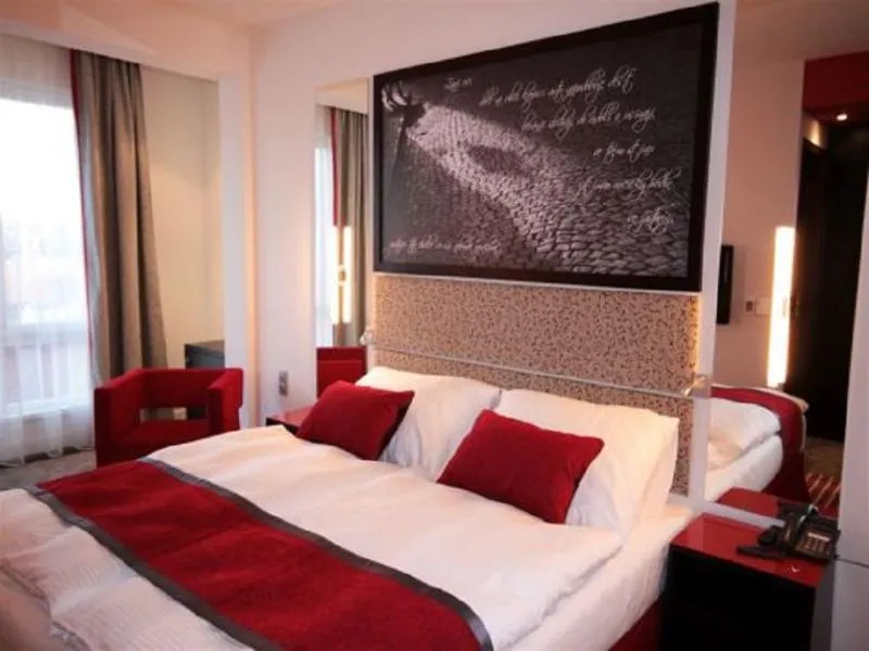Room, Red & Blue Design, Prague