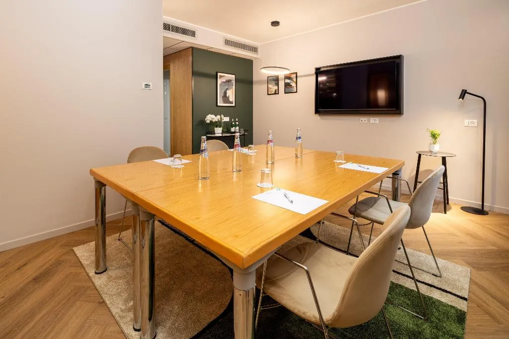 Conferences, Crowne Plaza Padova, Venice