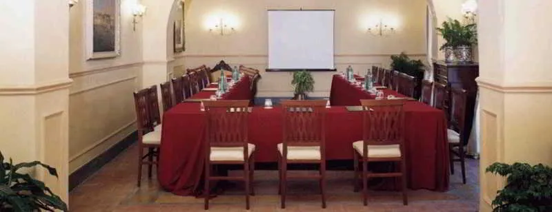 Conferences, La Ville, Catania