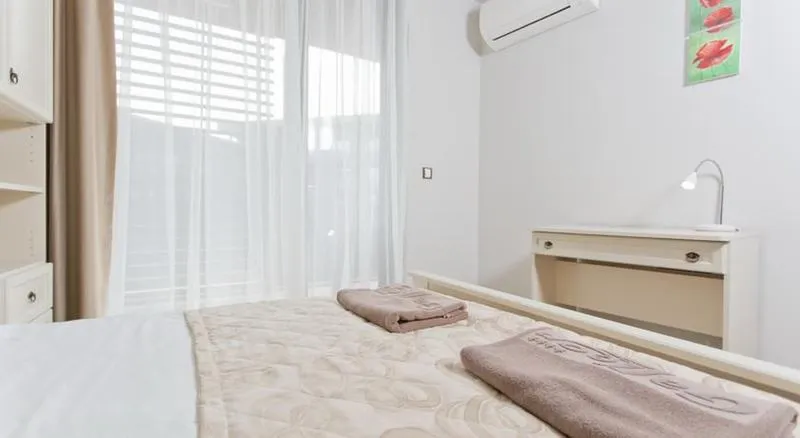 Room, Galeon Residence & Spa, Bourgas