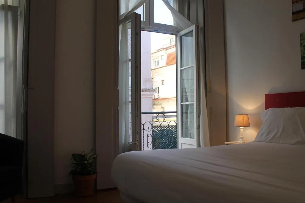 DOUBLE STANDARD Room, Inn Possible Lisbon Hostel, Lisbon