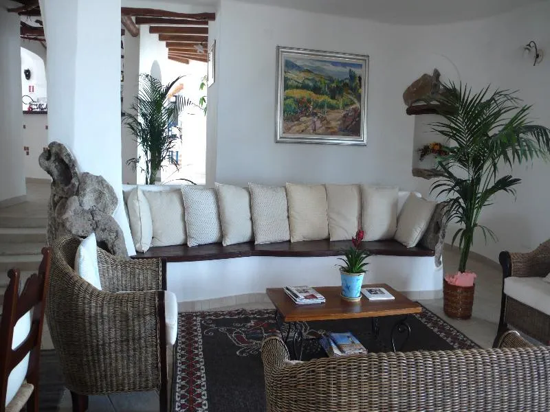 Lobby, Nuraghe Arvu, Olbia